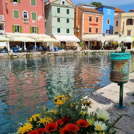 Narcis Central Apartment With Sea & City Views Apartment Veli Losinj