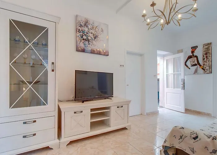 Narcis Central Apartment With Sea & City Views * Veli Lošinj