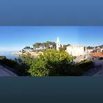 Narcis With Sea & Views * 베리로신즈