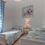 아파트 Narcis With Sea & Views *
